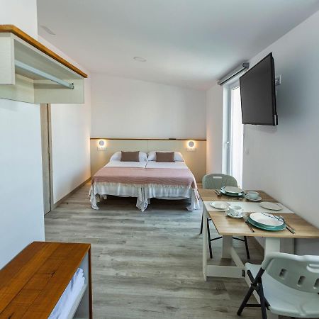 Estudios En Plaza Cabo Da Vila Centro Muxia Ngoại thất bức ảnh