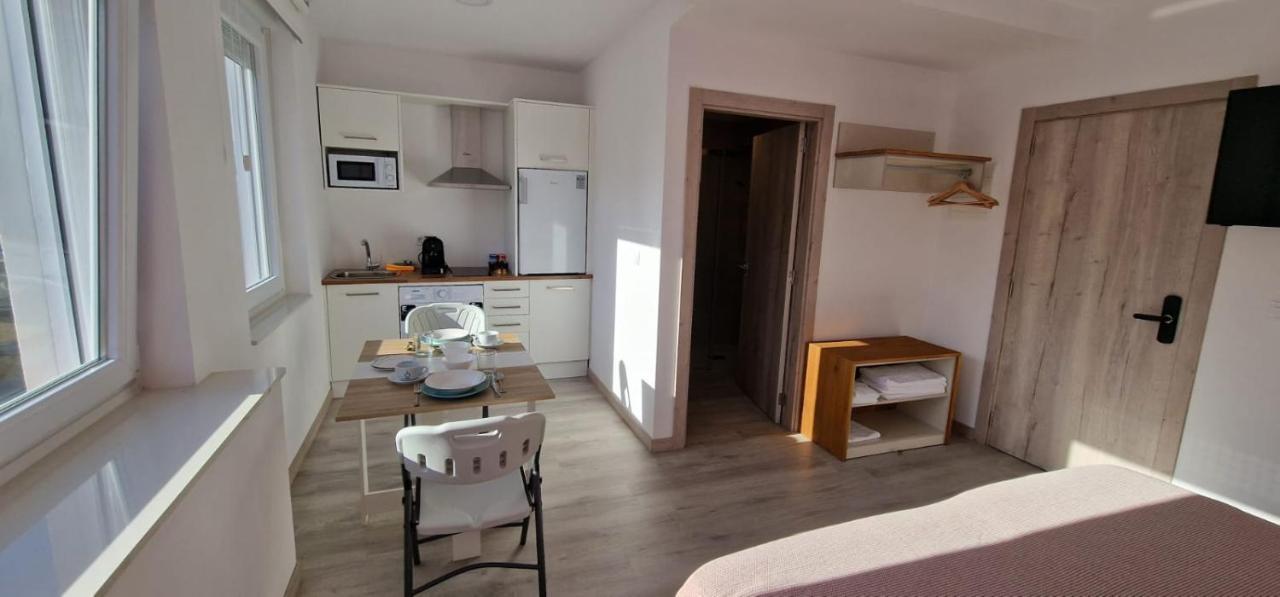 Estudios En Plaza Cabo Da Vila Centro Muxia Ngoại thất bức ảnh