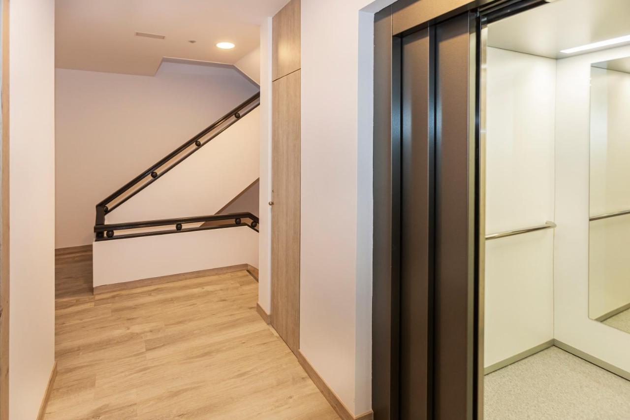 Estudios En Plaza Cabo Da Vila Centro Muxia Ngoại thất bức ảnh